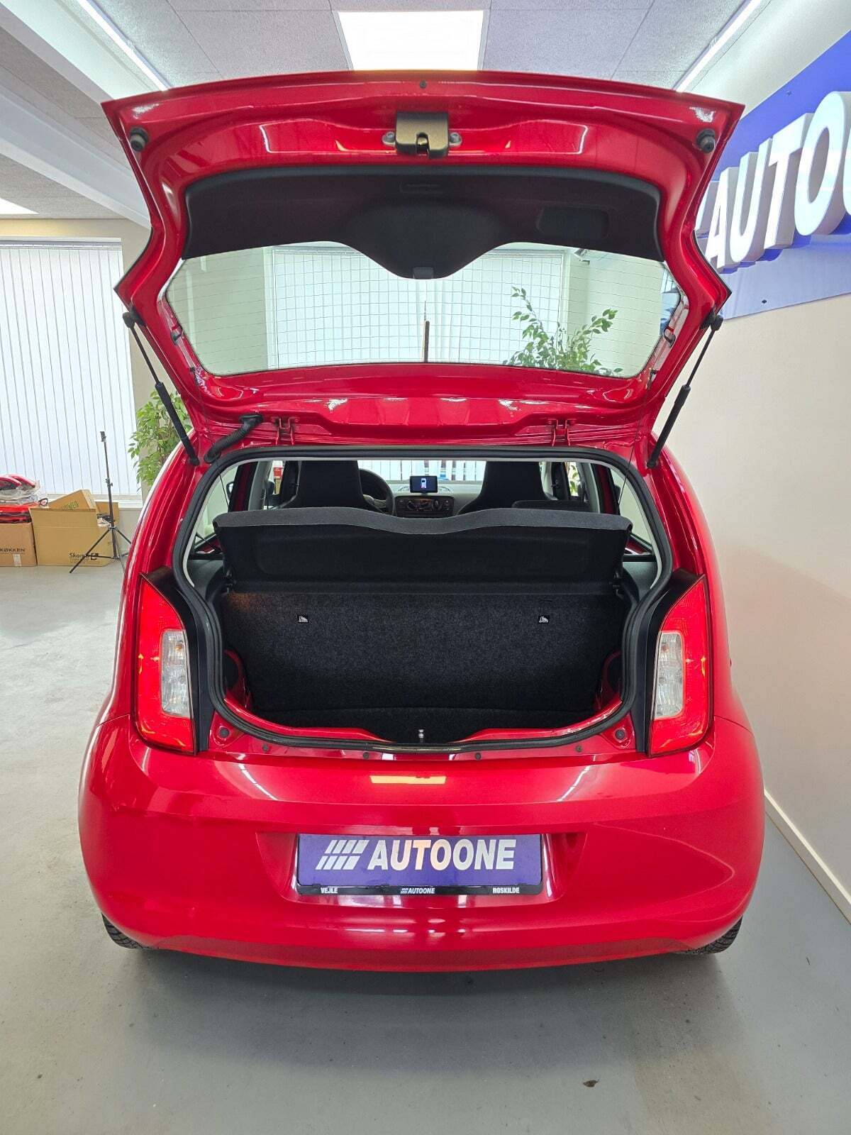 Rød Skoda Citigo fra 2016