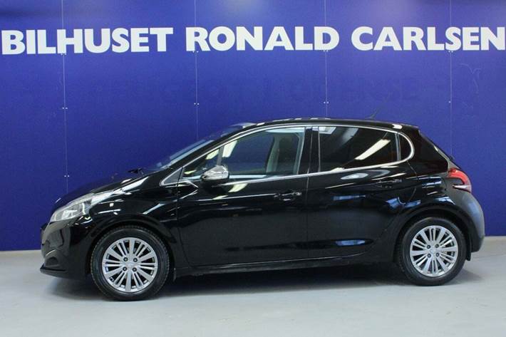 Sort Peugeot 208 fra 2018