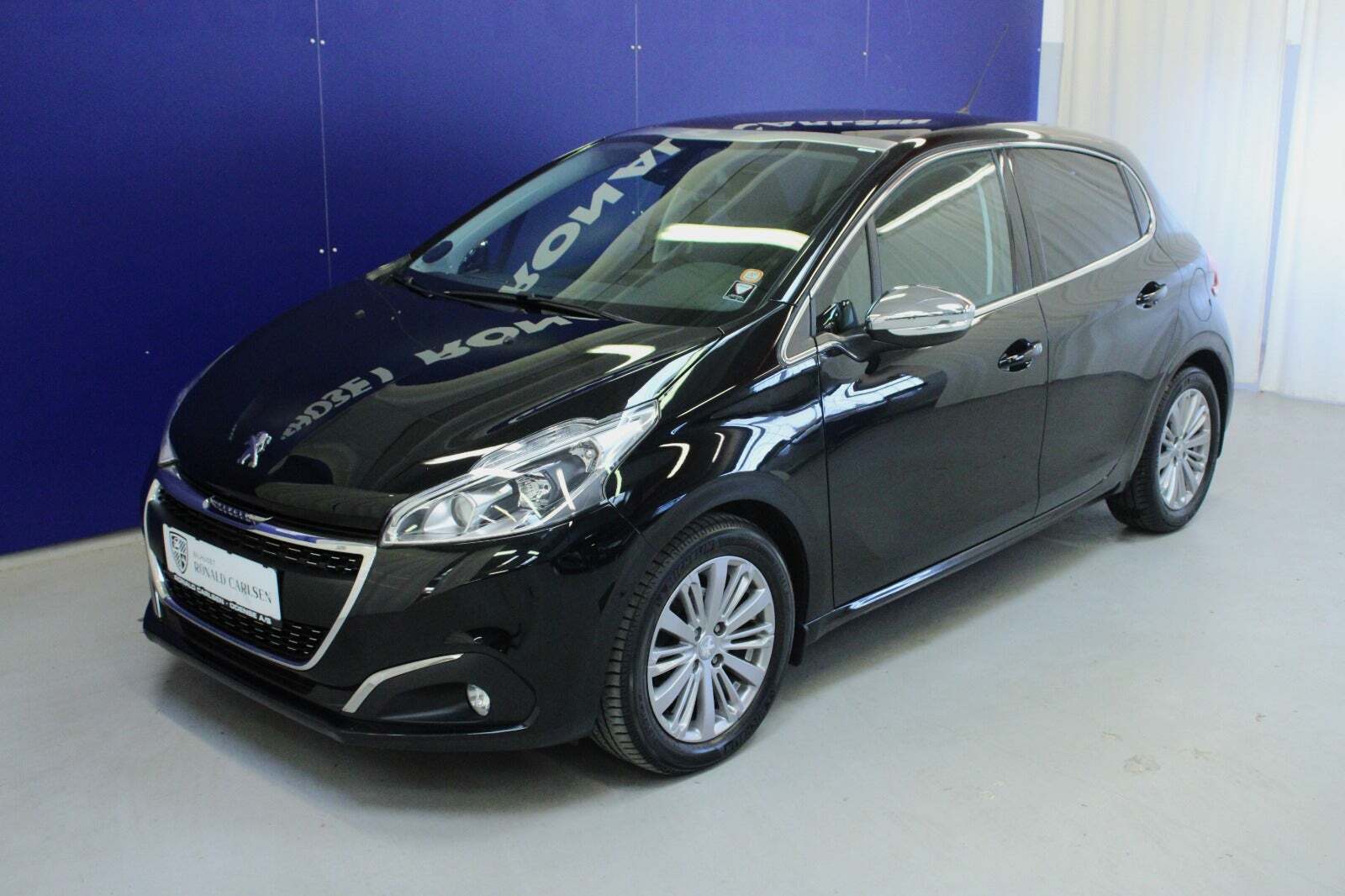 Peugeot 208 1,2 VTi 82 Selection Sky