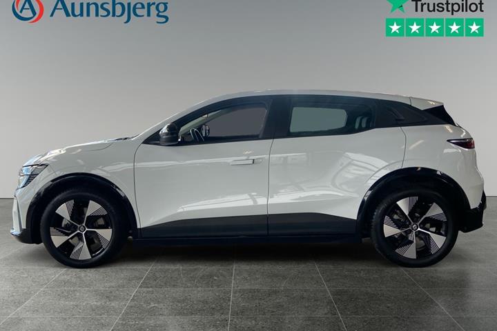 Hvid Renault Megane E-Tech fra 2022