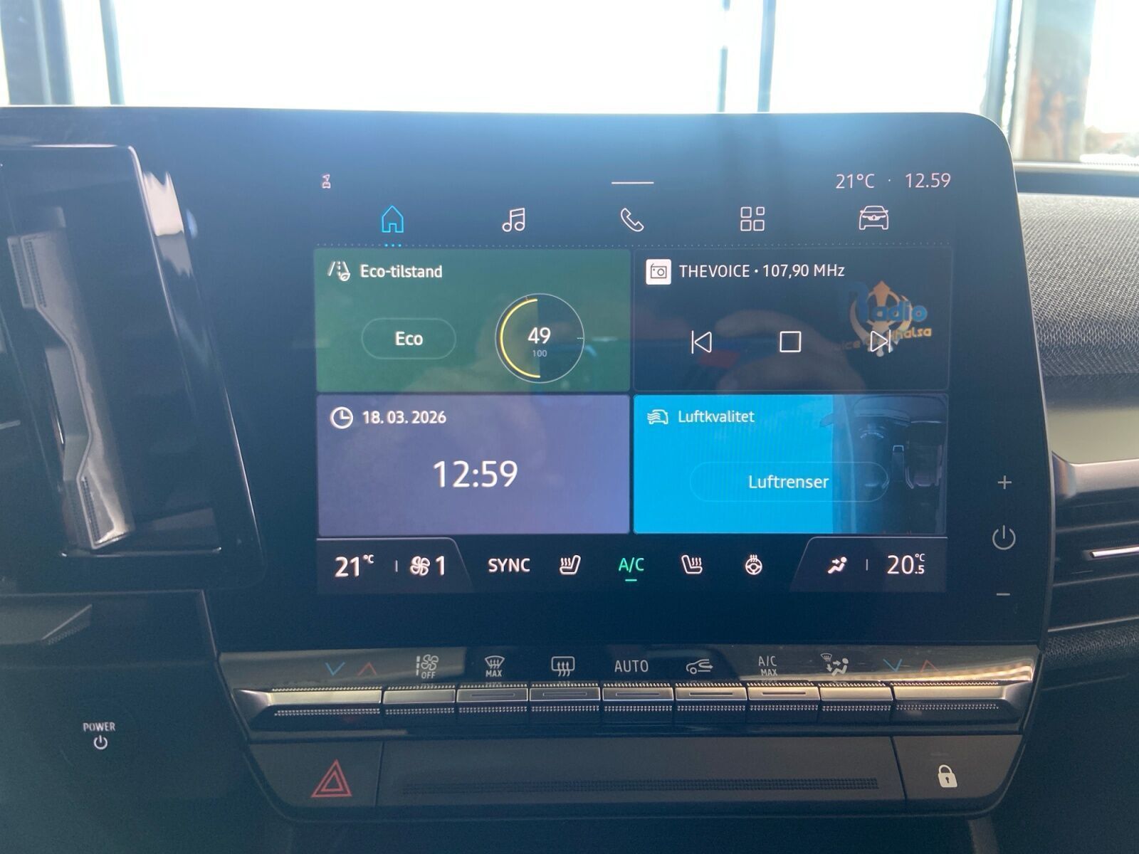 Hvid Renault Megane E-Tech fra 2022