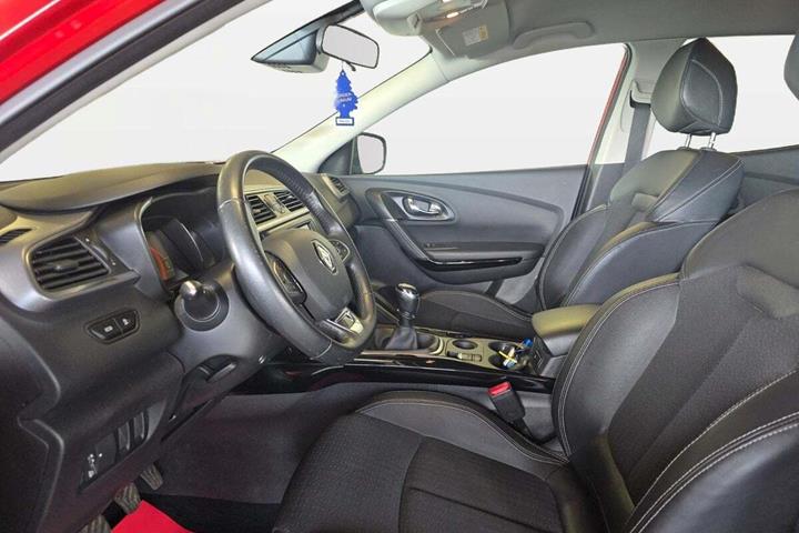 Rød Renault Kadjar fra 2016