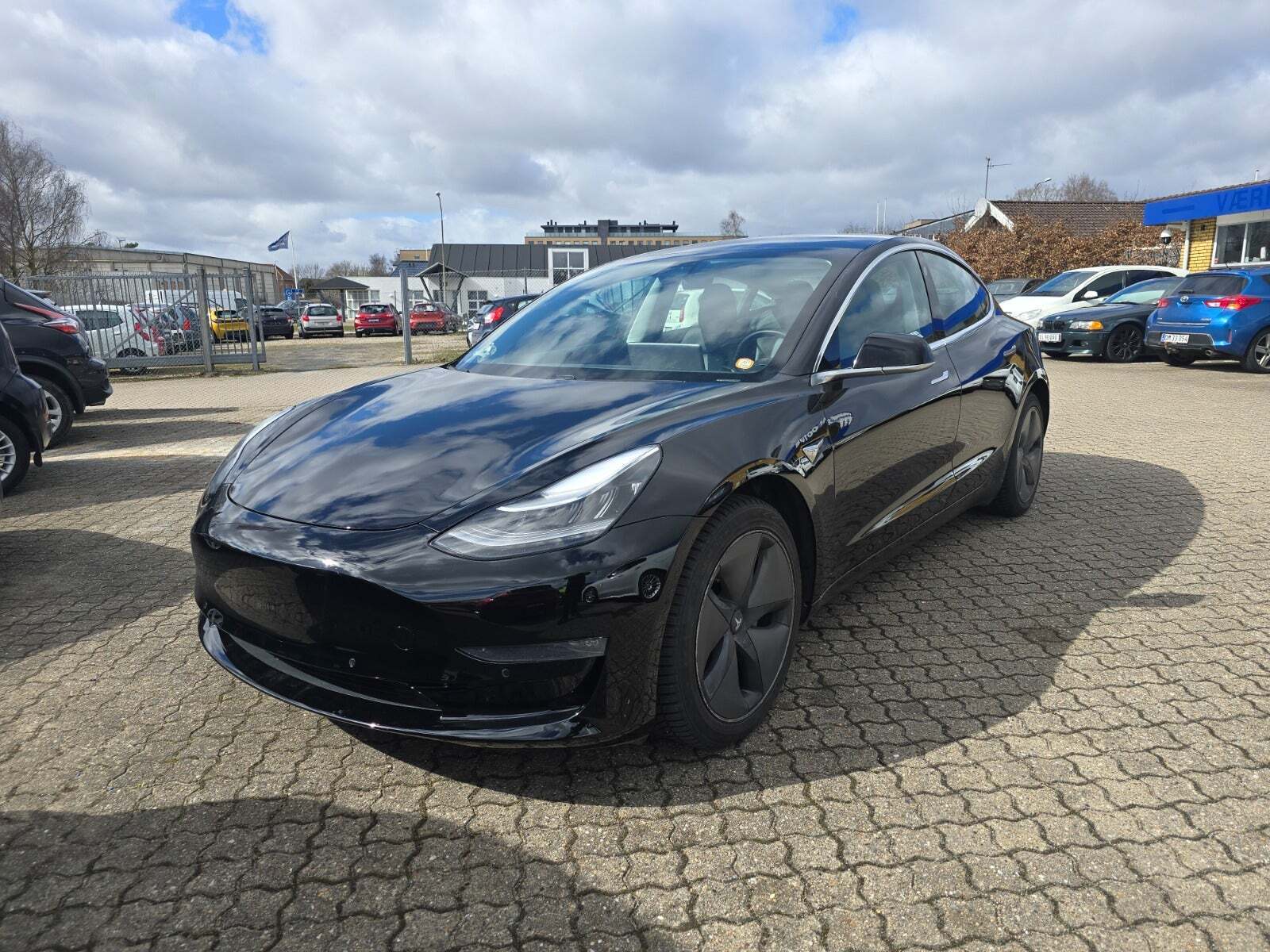 Tesla Model 3 Long Range AWD