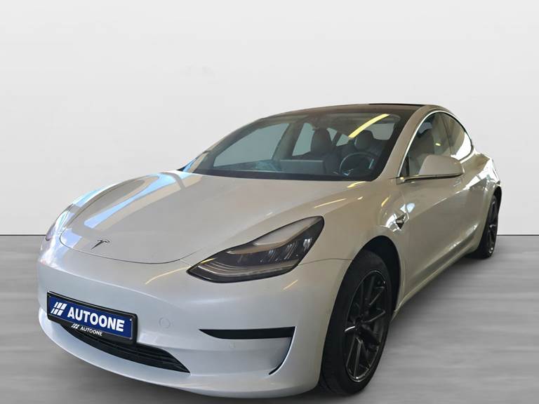 Tesla Model 3 Standard Range+ RWD