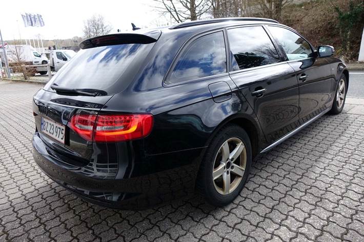 Sort Audi A4 fra 2014