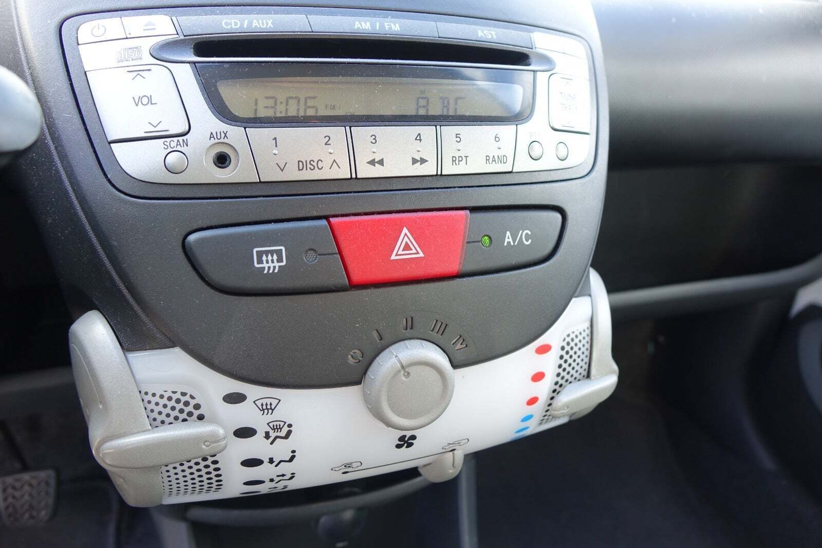 Peugeot 107 1,0 Champion Air