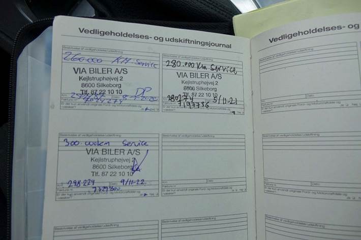 Sølv Ford Mondeo fra 2011