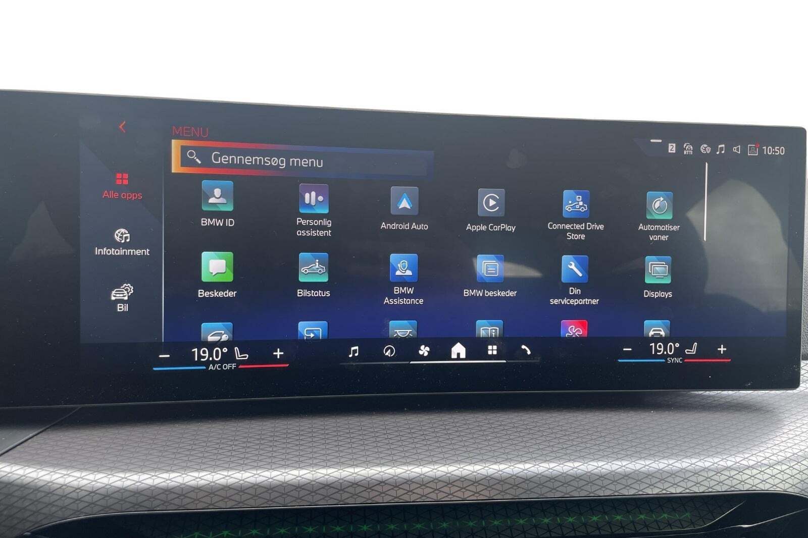 Grå BMW i4 fra 2025