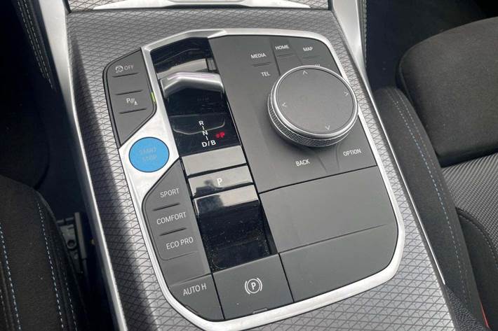 undefined BMW i4 fra 2025