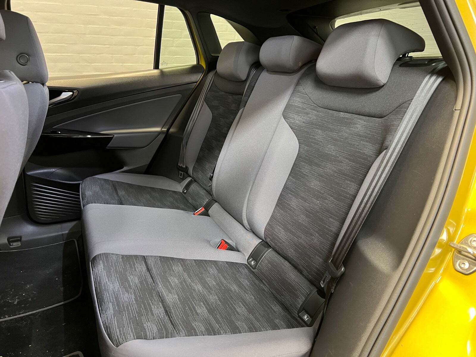 Gul VW ID.4 fra 2021