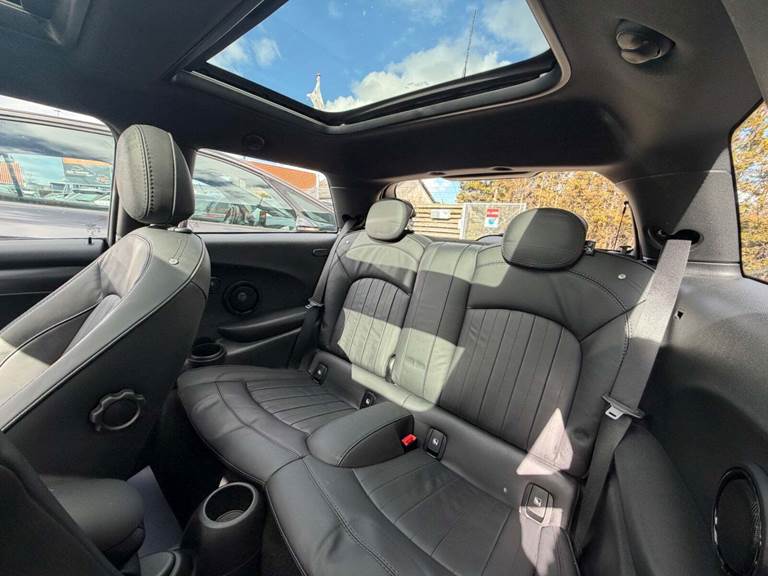 Mini Cooper SE Maximise