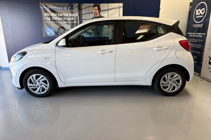 Hvid Hyundai i10 fra 2020