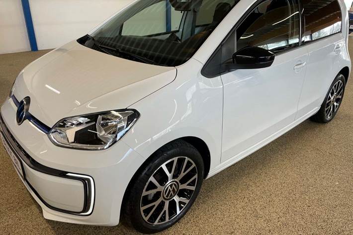 Hvid VW E-UP! fra 2021