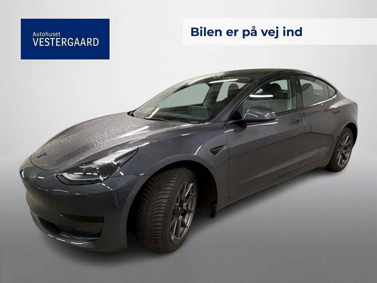 Tesla Model 3 Standard Range+ RWD