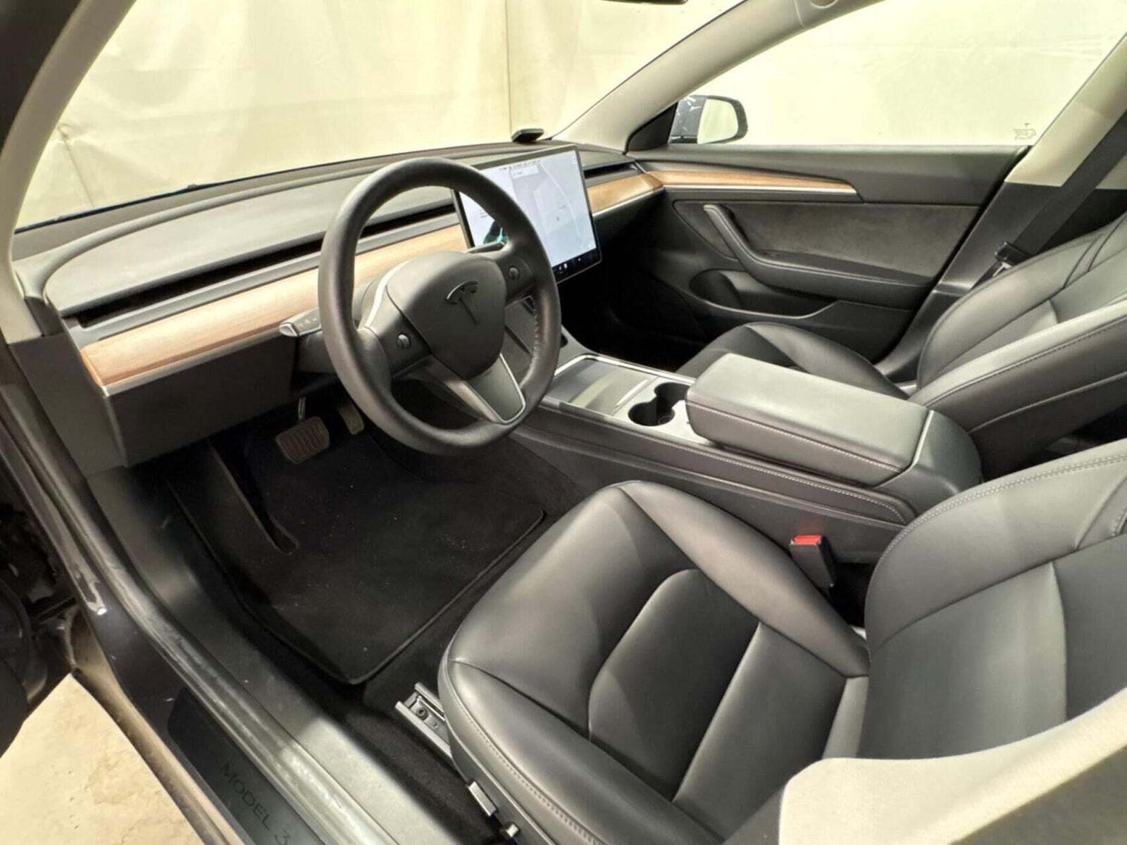 Tesla Model 3 Standard Range+ RWD