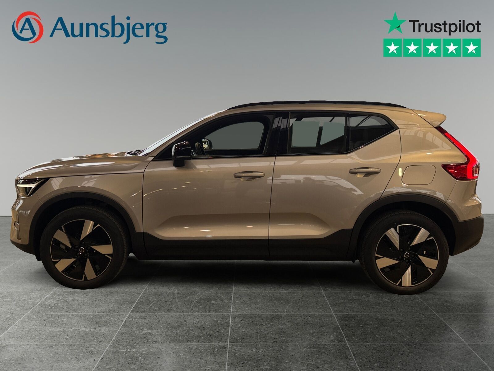 Volvo XC40 P6 ReCharge Plus
