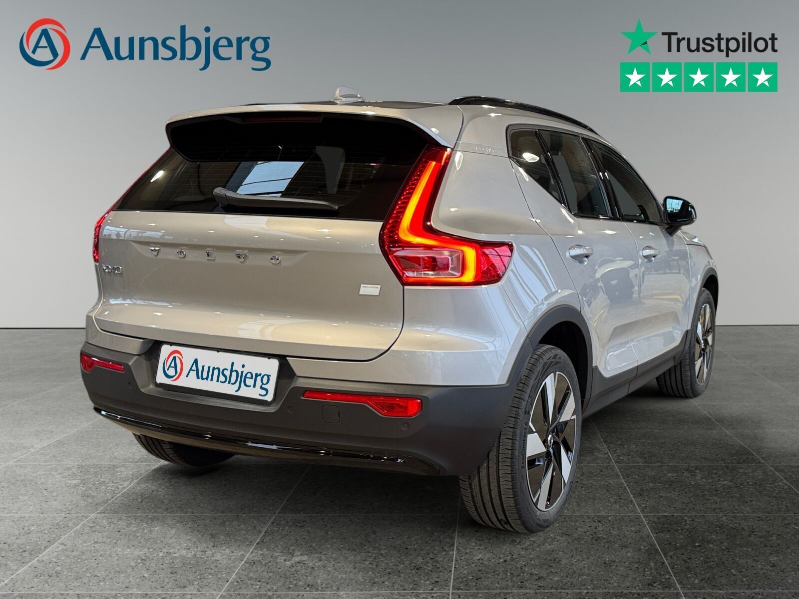 Volvo XC40 P6 ReCharge Plus