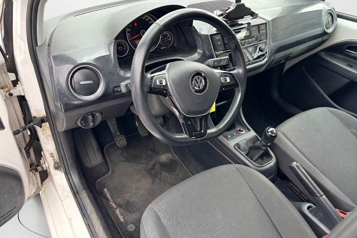 Hvid VW UP! fra 2018