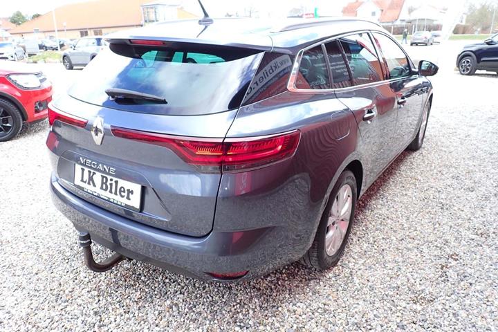 Grå Renault Megane IV fra 2021