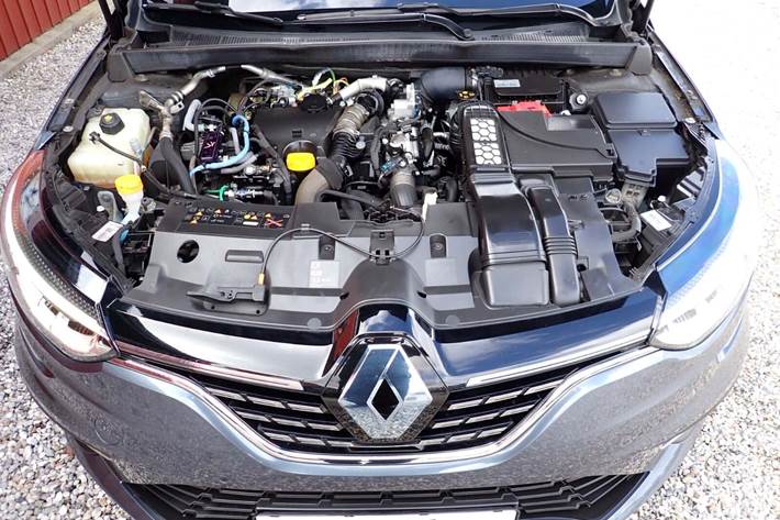 Grå Renault Megane IV fra 2021