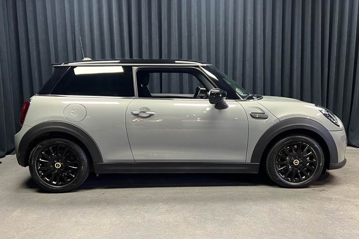 Grå Mini Cooper fra 2022