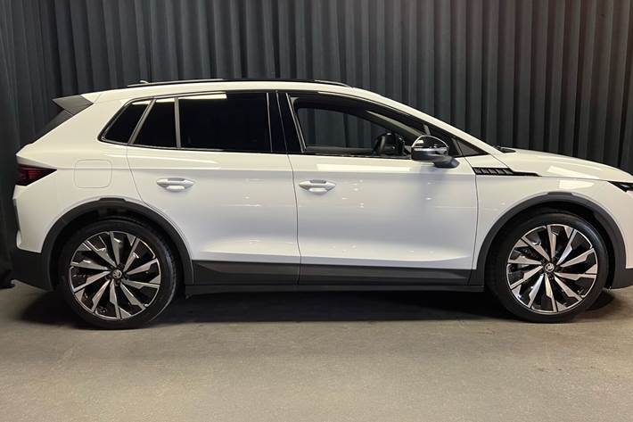 Hvid Skoda Elroq fra 2026