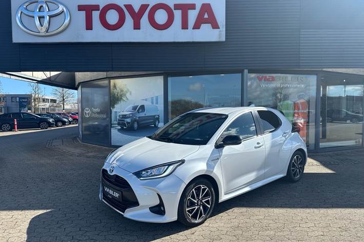 undefined Toyota Yaris fra 2021