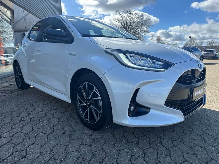 Toyota Yaris 1,5 Hybrid H3 Style 116HK 5d Trinl. Gear