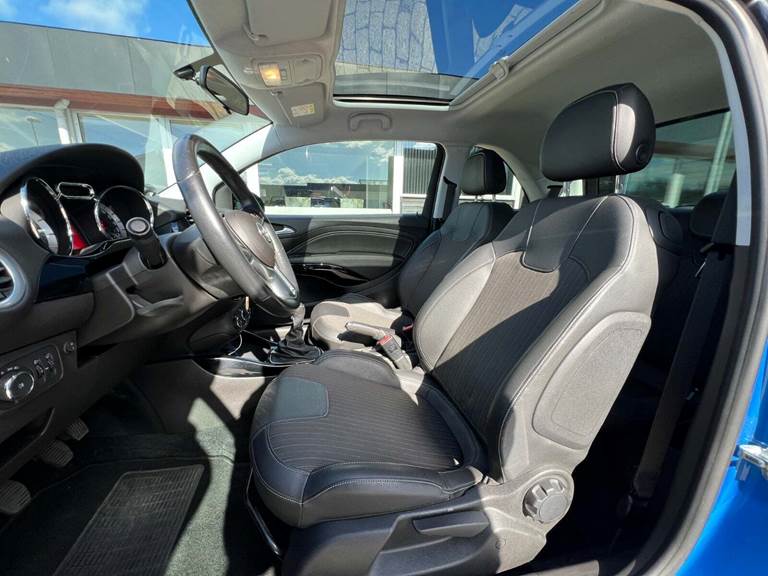 Opel Adam 1,0 T 90 Glam