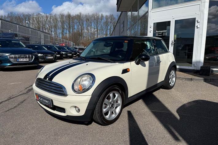 Beige Mini Cooper fra 2007