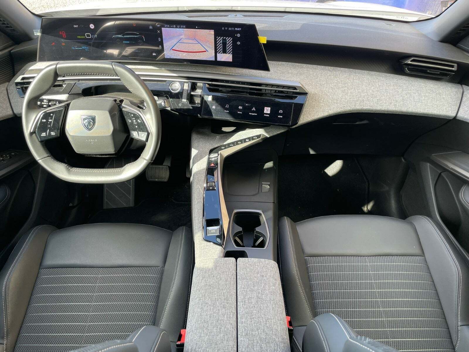 Peugeot e-3008 77 Allure