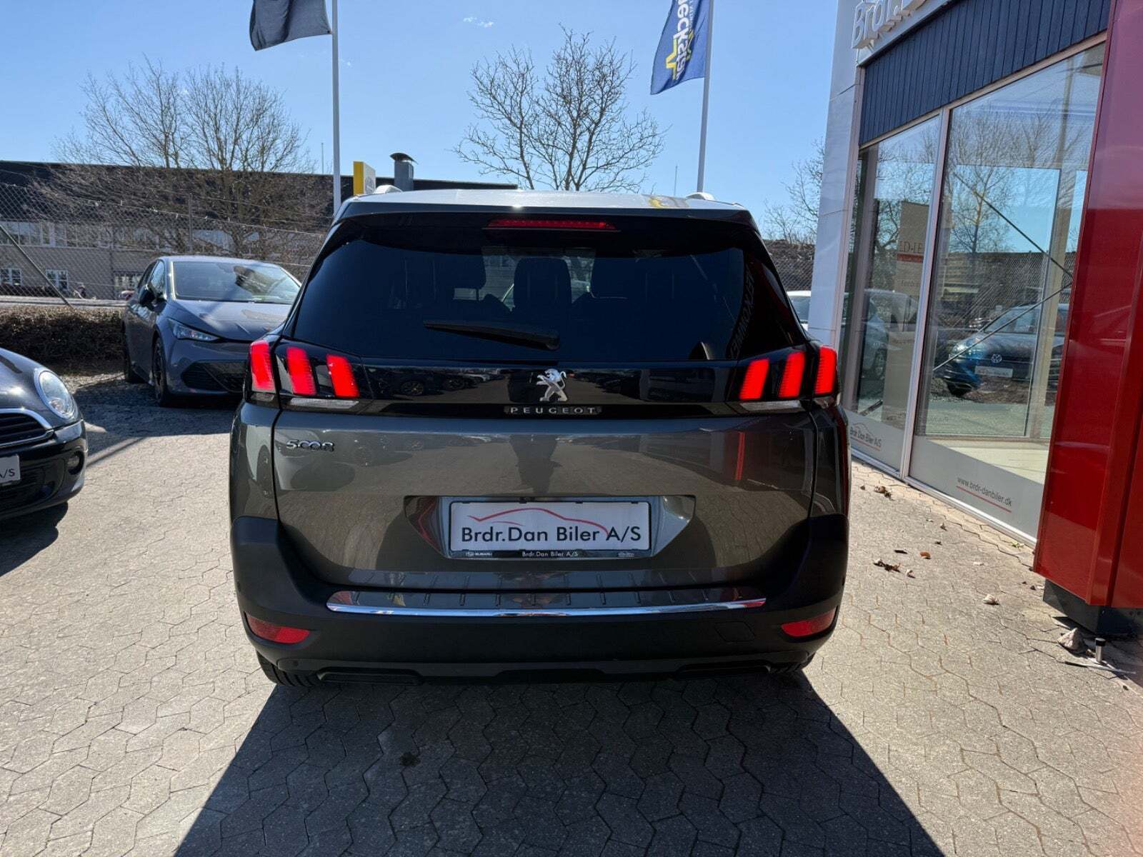 Peugeot 5008 1,5 BlueHDi 130 Allure EAT8 7prs