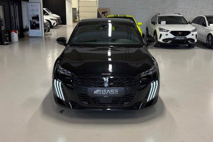 Sort Peugeot e-208 fra 2024