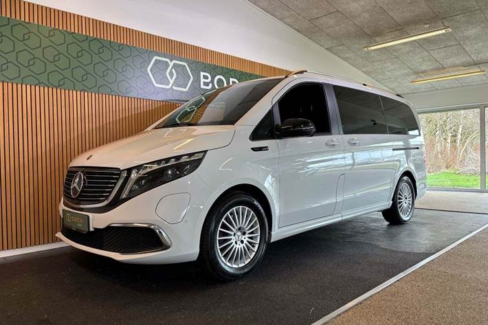 Hvid Mercedes EQV300 fra 2021