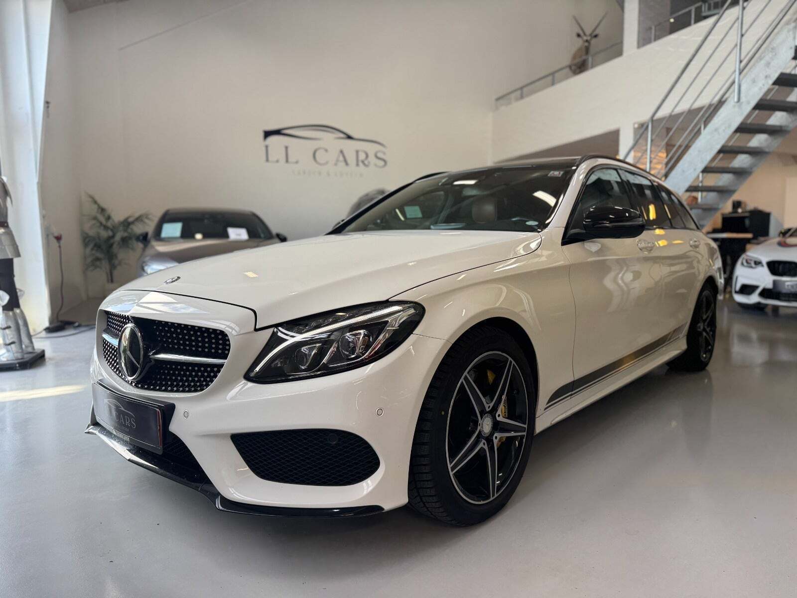 Mercedes C450 3,0 AMG stc. aut. 4Matic