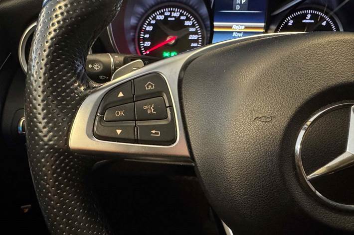 Sort Mercedes C220 d fra 2018