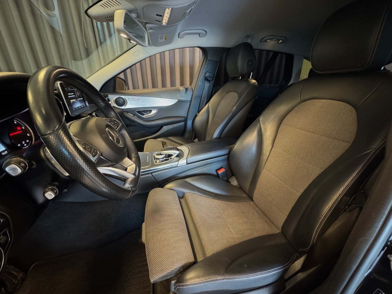 Sort Mercedes C220 d fra 2018