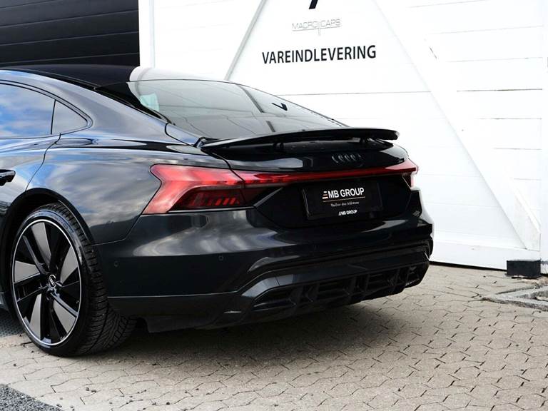 Audi e-tron GT quattro