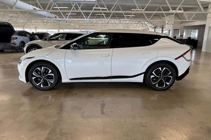 Hvid Kia EV6 fra 2024