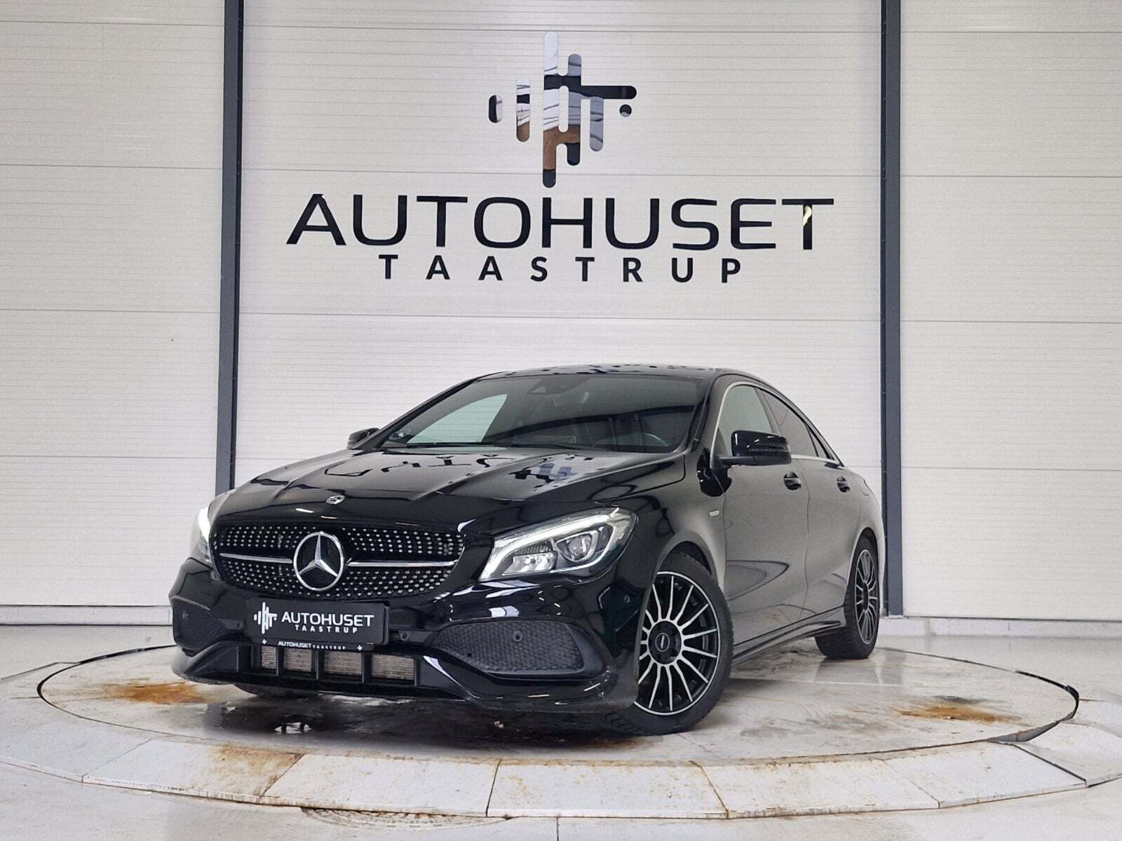 Mercedes CLA200 1,6 AMG Line Coupé