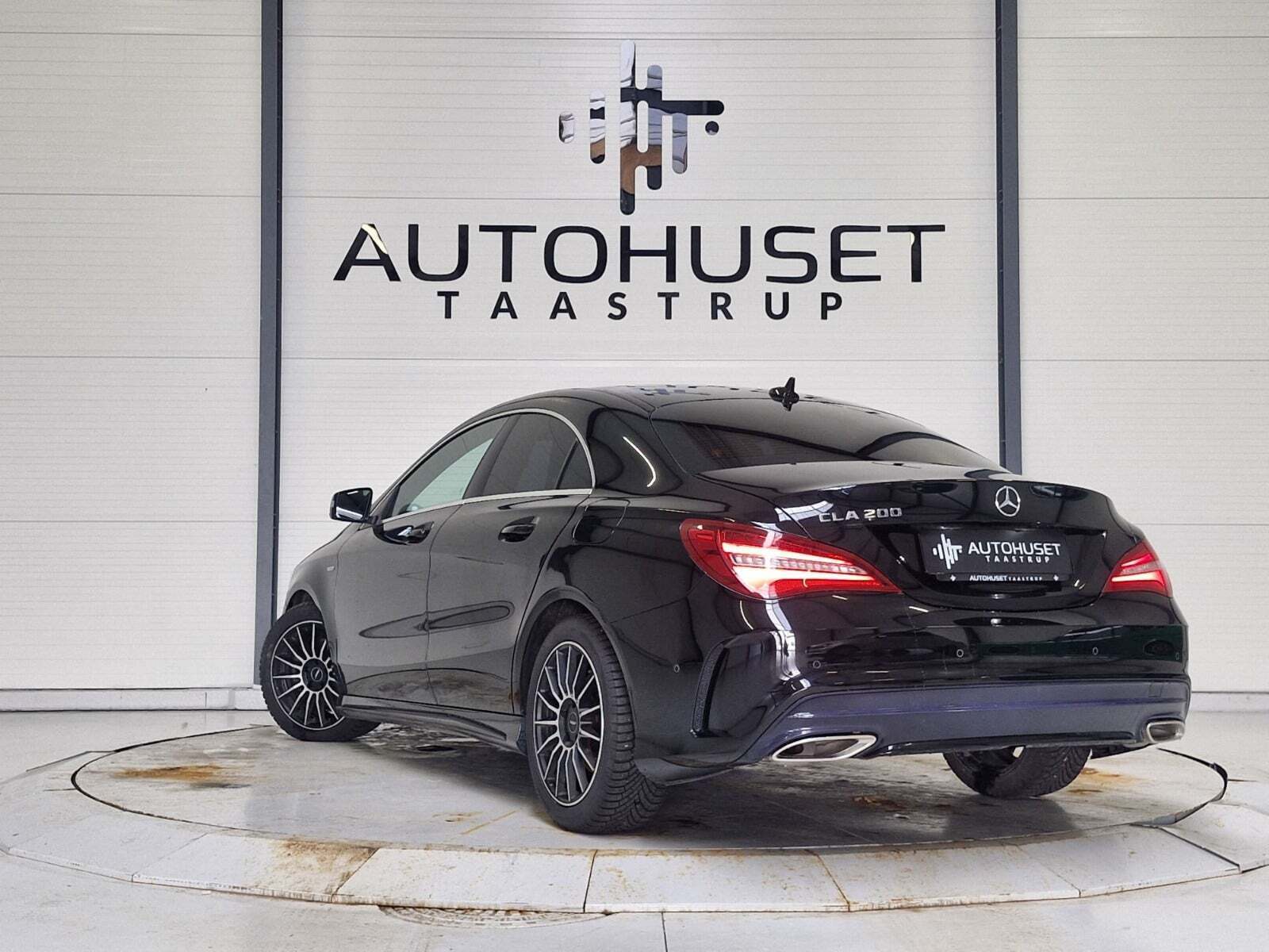 Mercedes CLA200 1,6 AMG Line Coupé