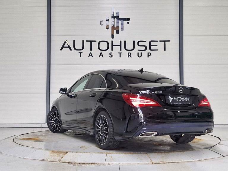 Mercedes CLA200 1,6 AMG Line Coupé