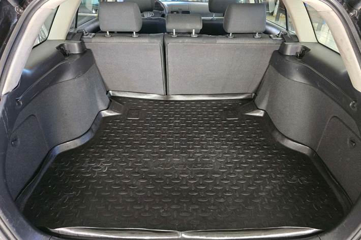 undefined Toyota Avensis fra 2006