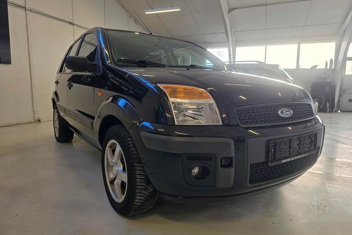 Sort Ford Fusion fra 2008