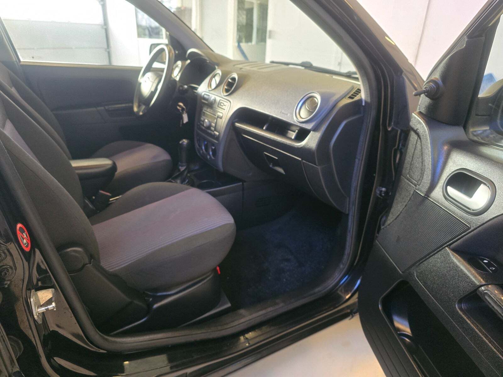 Sort Ford Fusion fra 2008