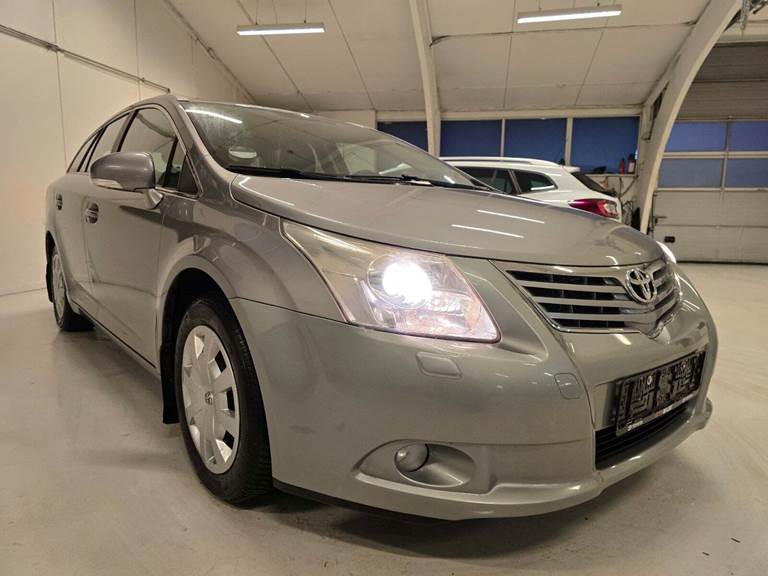 Toyota Avensis 1,6 VVT-i T1 stc.