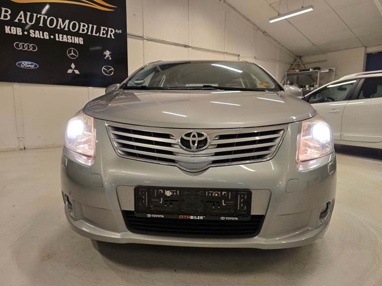 Toyota Avensis 1,6 VVT-i T1 stc.
