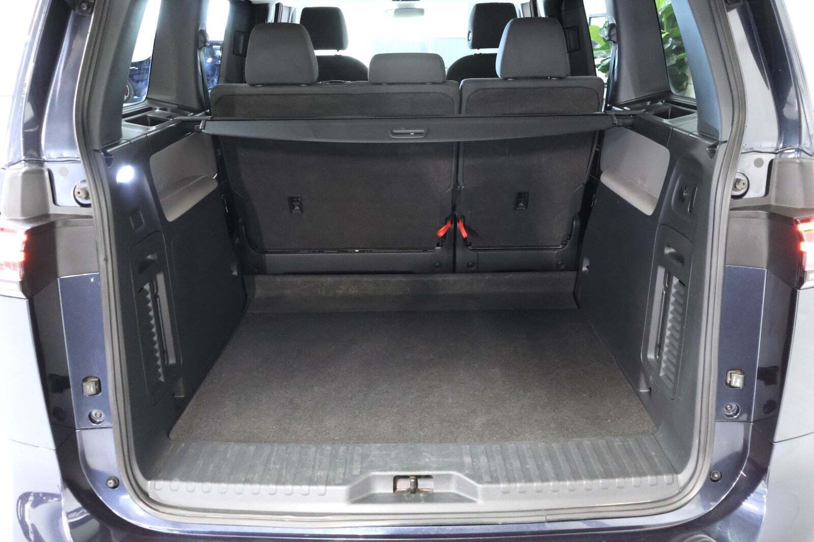 Blå VW ID.Buzz fra 2023