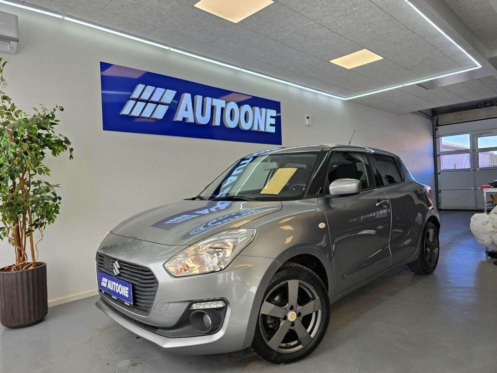 Suzuki Swift 1,2 Dualjet Action KUP