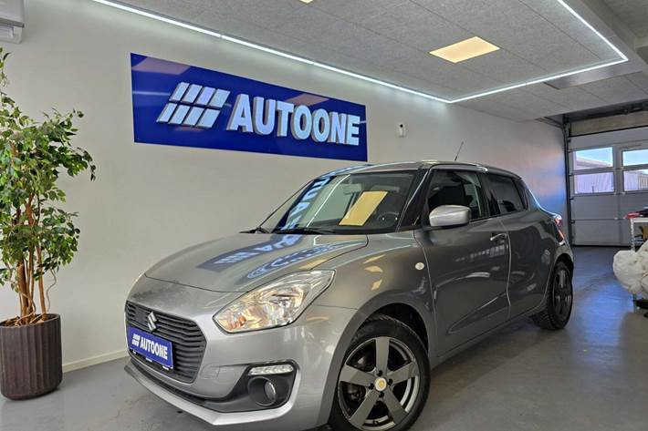 Sølv Suzuki Swift fra 2019